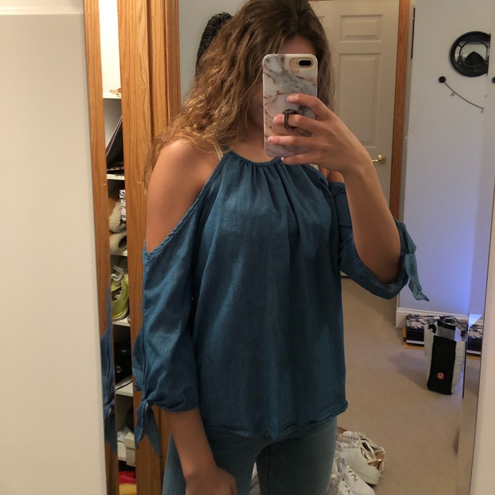 Open shoulder blouse